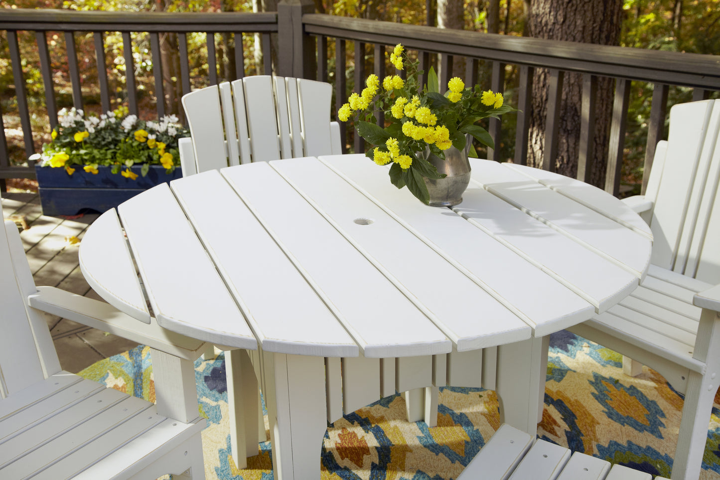 Carolina Preserves 48 in. Round Dining Table