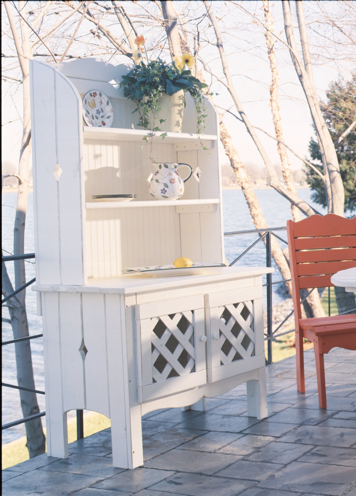 Companion Outdoor Hutch