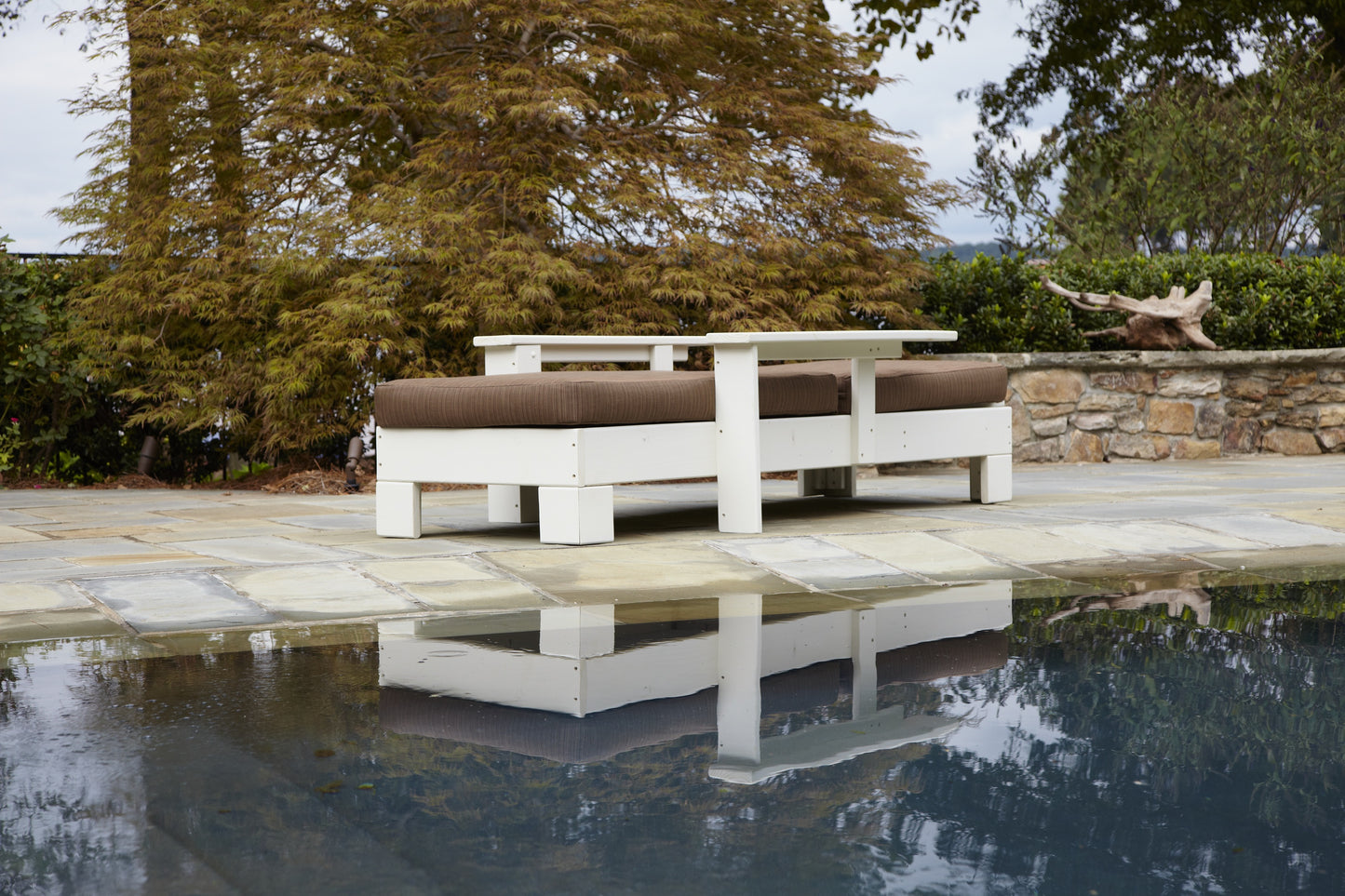 Chat Adjustable Chaise Lounge